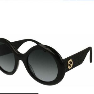 Gucci Black Oversized Sunglasses